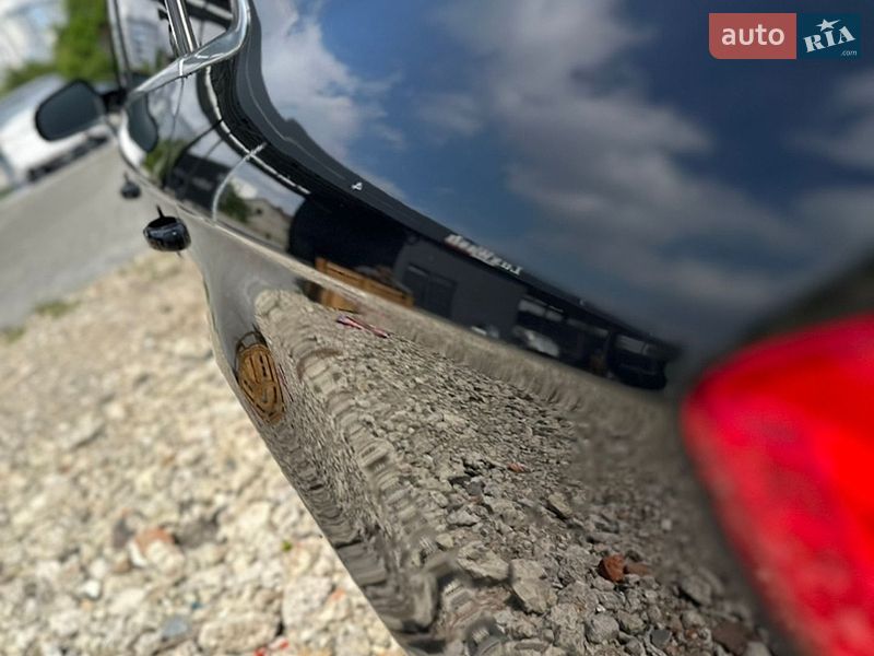 Седан Audi A4 2014 в Львові
