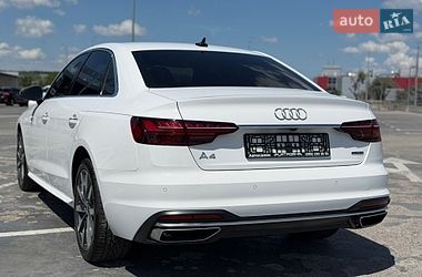 Седан Audi A4 2022 в Киеве