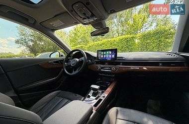 Седан Audi A4 2022 в Киеве