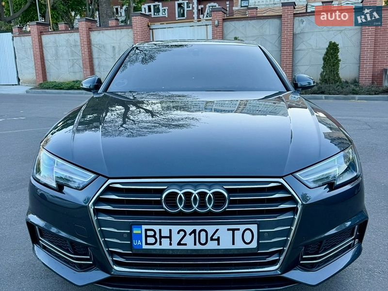 Седан Audi A4 2018 в Одессе
