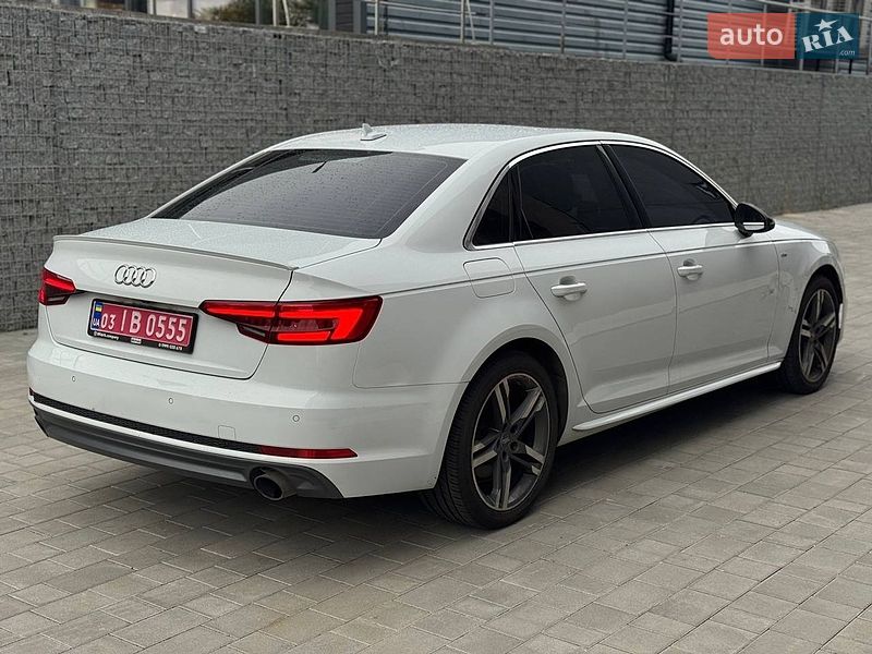 Седан Audi A4 2017 в Луцьку