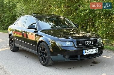 Седан Audi A4 2003 в Нововолынске