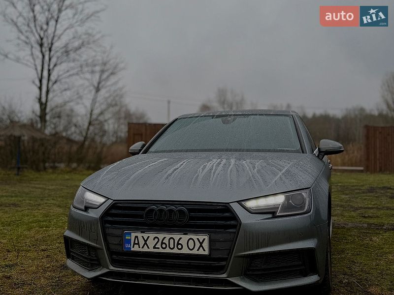 Седан Audi A4 2018 в Харкові