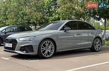 Седан Audi A4 2021 в Киеве
