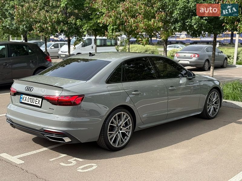 Седан Audi A4 2021 в Киеве