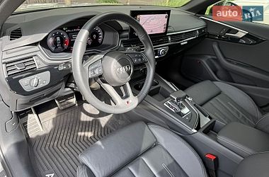 Седан Audi A4 2021 в Киеве