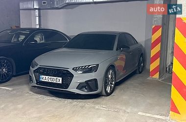 Седан Audi A4 2021 в Киеве