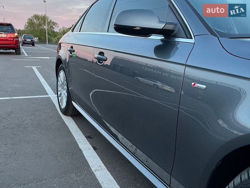 Седан Audi A4 2014 в Чернігові