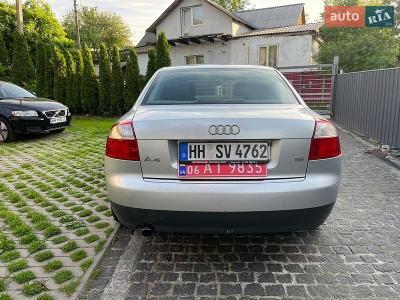 Седан Audi A4 2003 в Звягелі