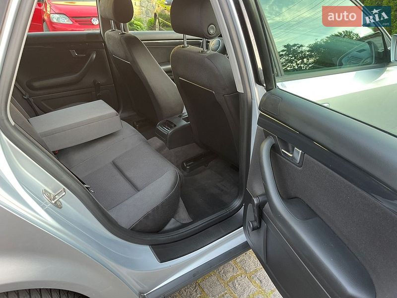 Седан Audi A4 2003 в Звягелі