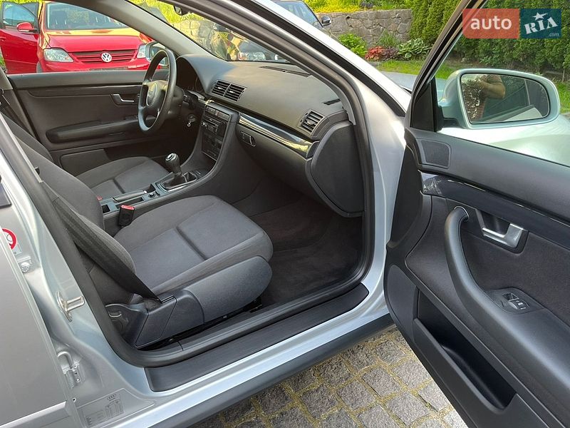 Седан Audi A4 2003 в Звягелі