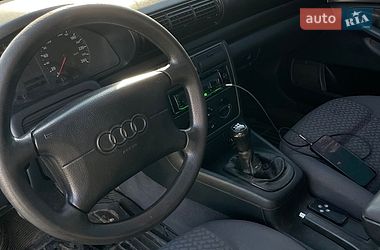 Седан Audi A4 1997 в Харкові