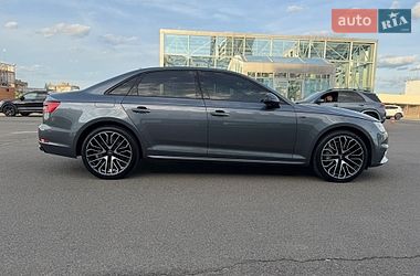 Седан Audi A4 2017 в Киеве