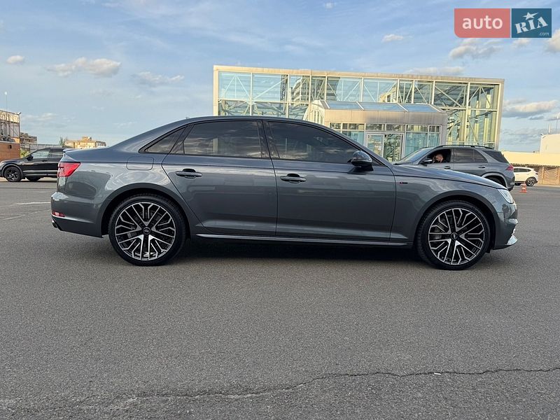 Седан Audi A4 2017 в Киеве