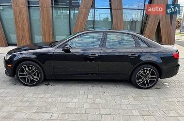 Седан Audi A4 2016 в Луцке