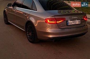 Седан Audi A4 2014 в Києві