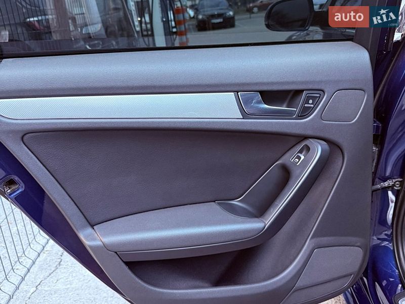 Седан Audi A4 2015 в Вінниці