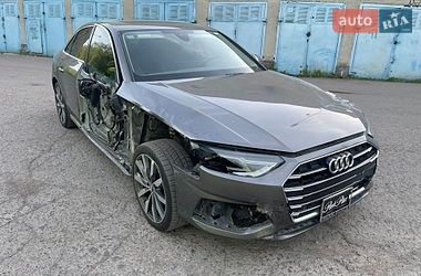 Седан Audi A4 2021 в Ровно