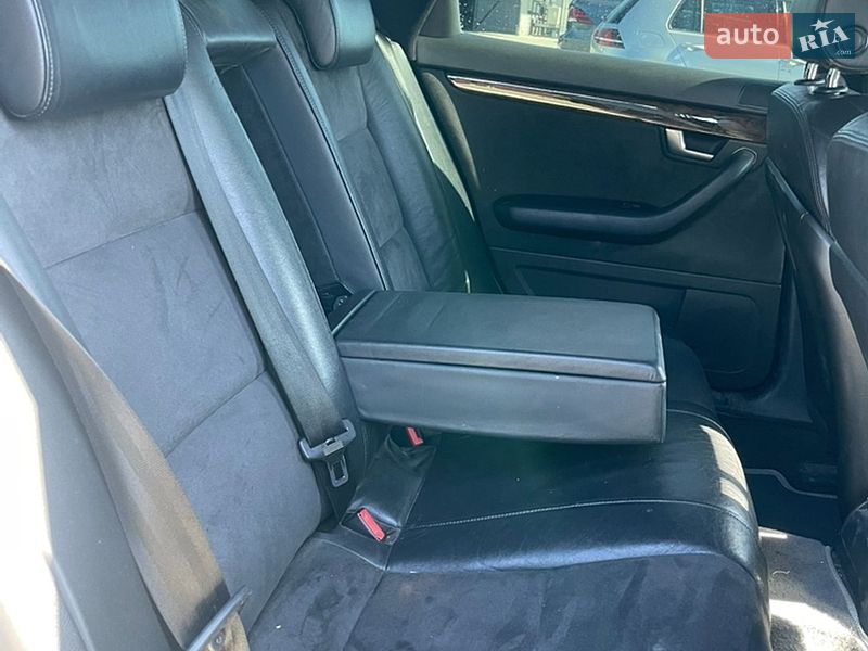 Універсал Audi A4 2006 в Жовкві