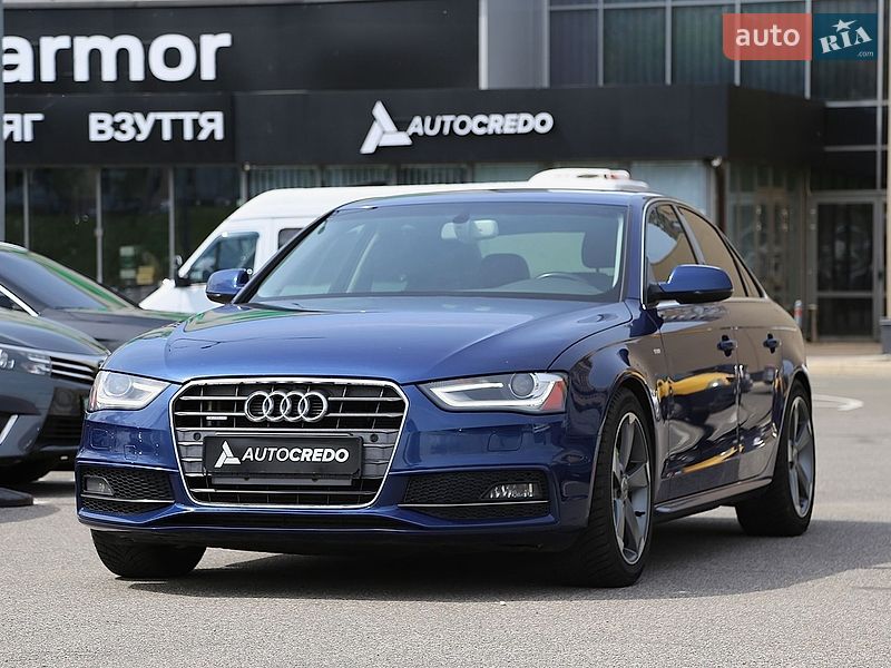 Седан Audi A4 2013 в Киеве