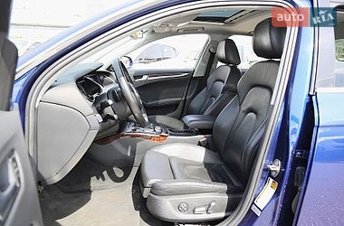 Седан Audi A4 2013 в Киеве