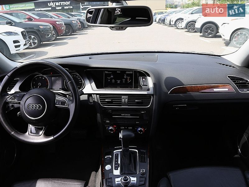 Седан Audi A4 2013 в Киеве