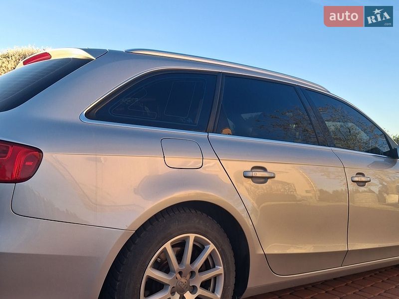 Универсал Audi A4 2013 в Стрые