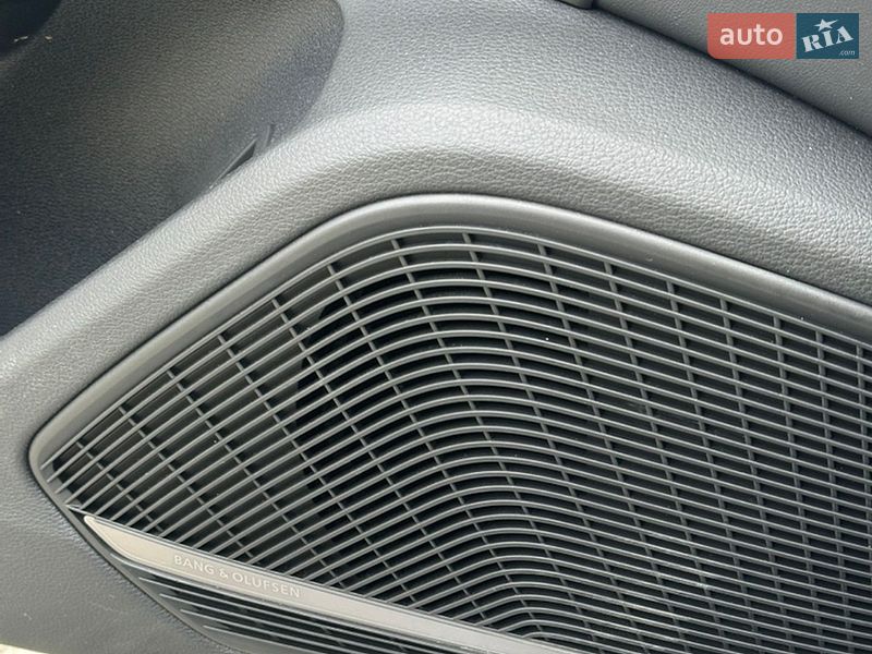 Седан Audi A4 2020 в Днепре