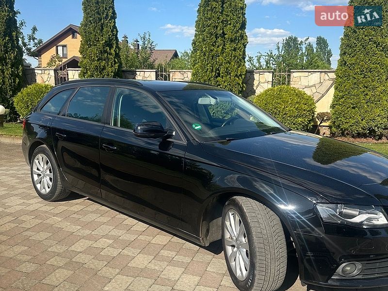 Універсал Audi A4 2011 в Сарнах