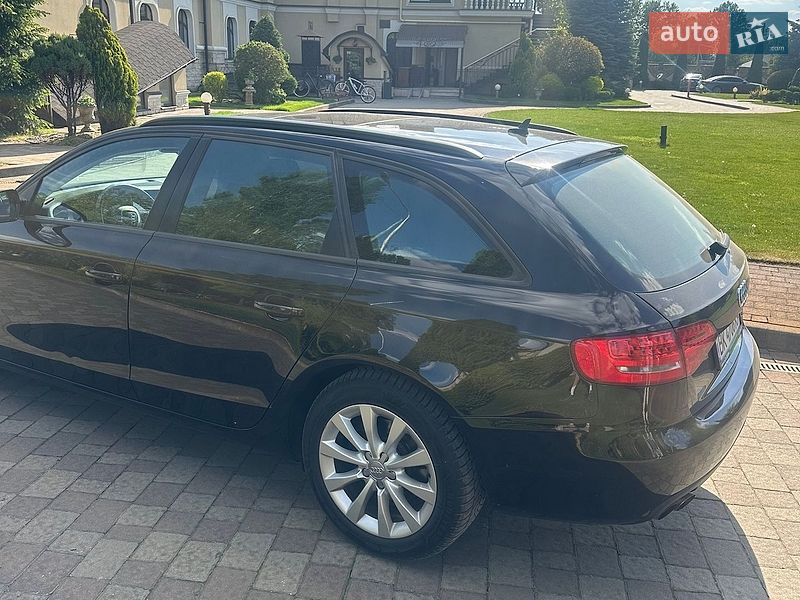 Універсал Audi A4 2011 в Сарнах