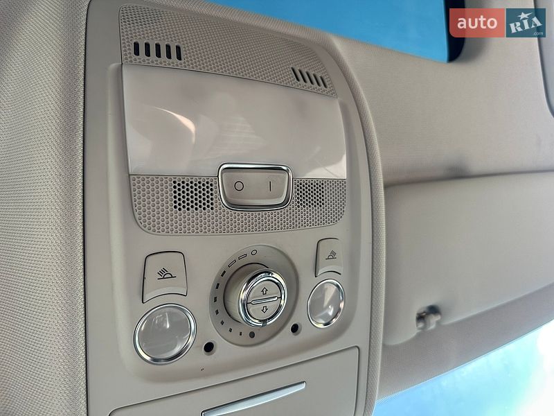 Універсал Audi A4 2011 в Сарнах