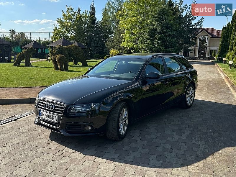 Універсал Audi A4 2011 в Сарнах