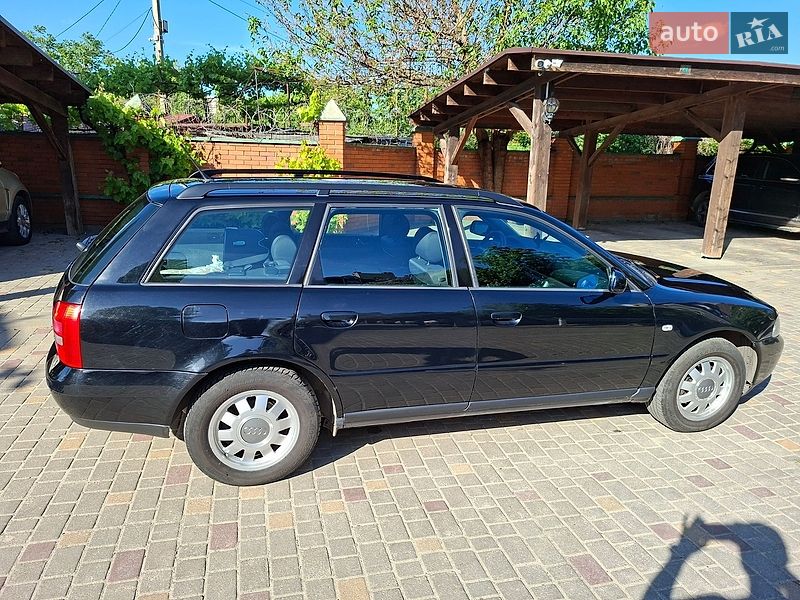 Універсал Audi A4 1999 в Одесі