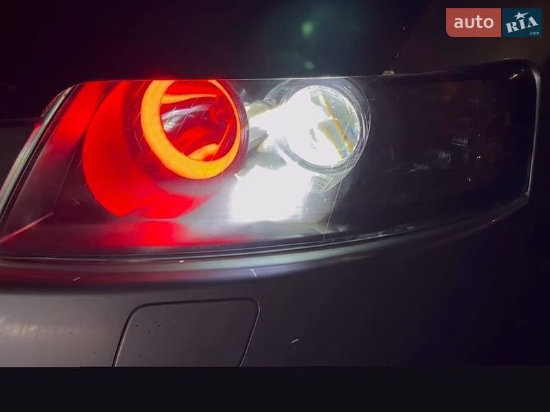 Кабріолет Audi A4 2004 в Львові