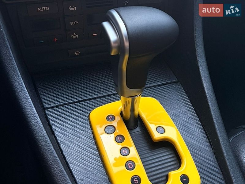 Кабріолет Audi A4 2004 в Львові