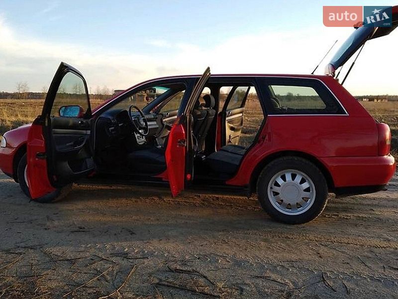 Универсал Audi A4 1998 в Житомире