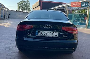 Седан Audi A4 2012 в Рівному