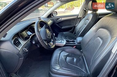 Седан Audi A4 2012 в Рівному