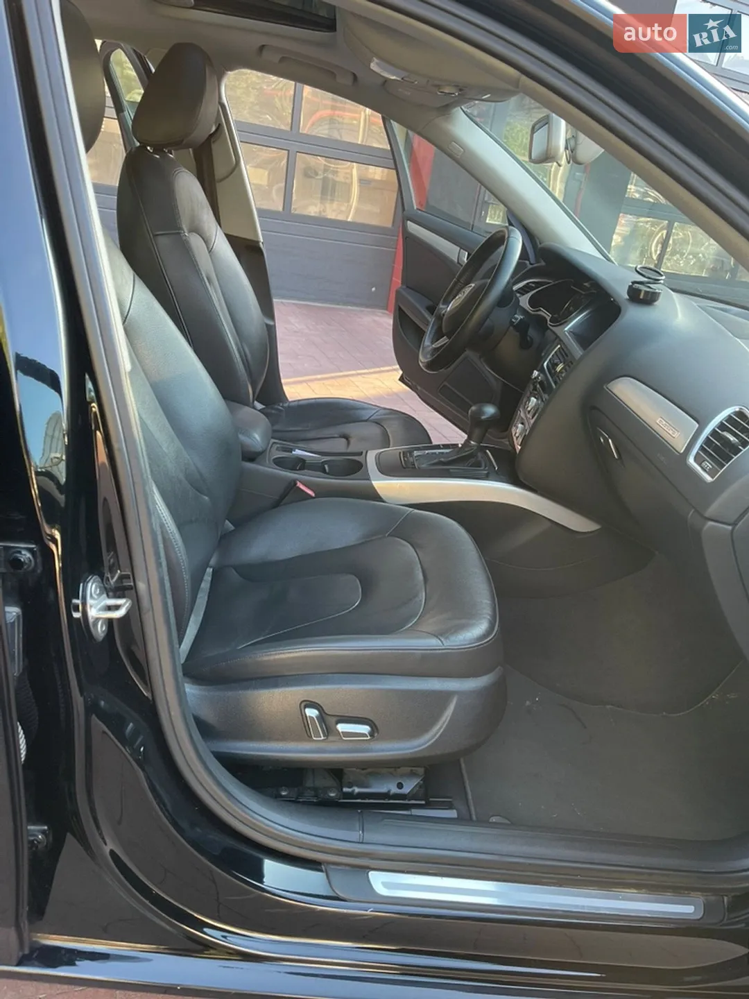 2012 Audi A4 - мініатюра 12
