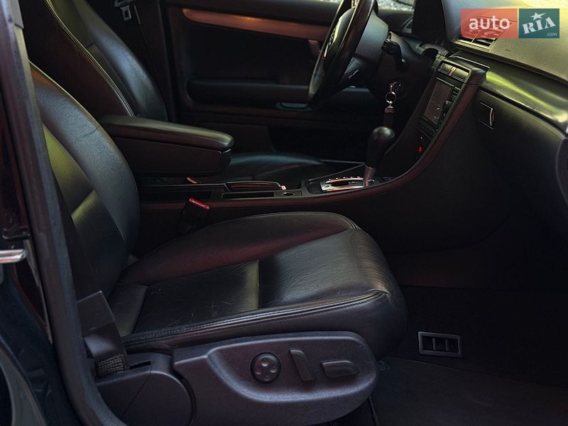 Седан Audi A4 2005 в Львові