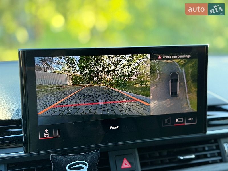 Седан Audi A4 2024 в Одесі