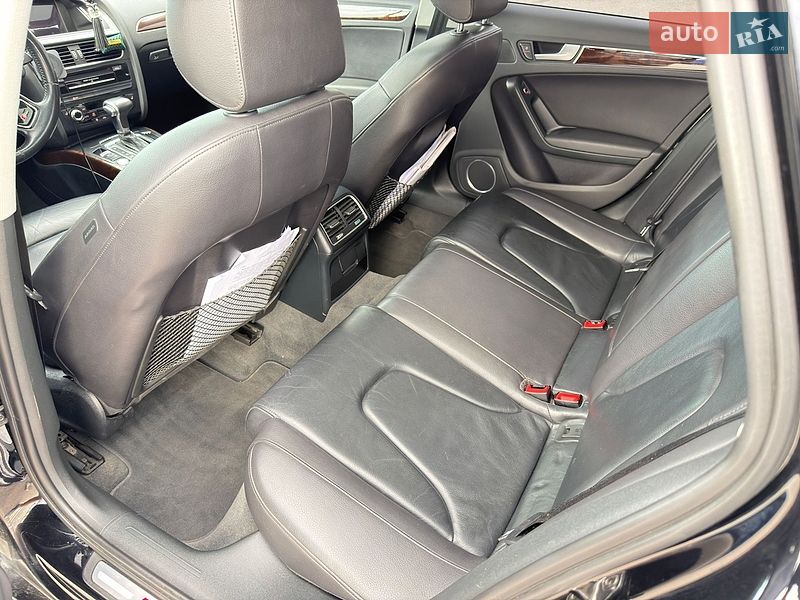 Седан Audi A4 2014 в Києві