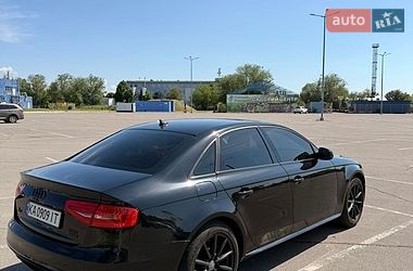 Седан Audi A4 2015 в Дніпрі