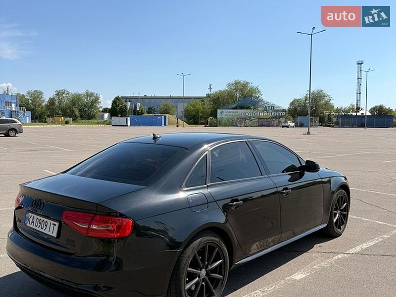 Седан Audi A4 2015 в Дніпрі