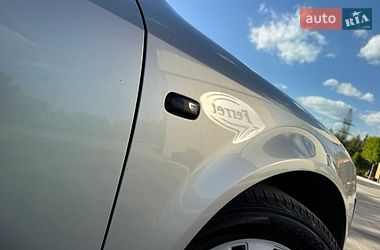 Універсал Audi A4 2002 в Луцьку