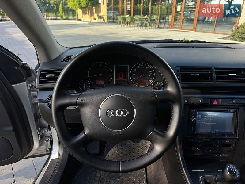 Універсал Audi A4 2002 в Луцьку