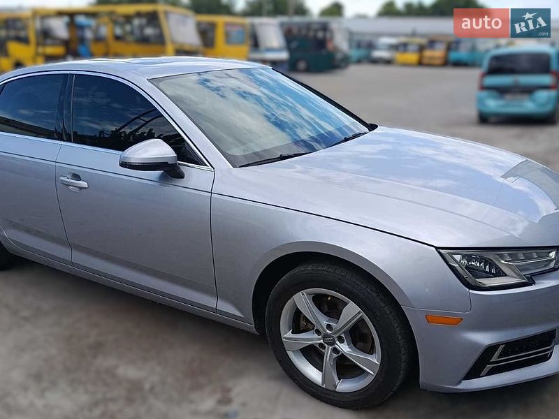 Седан Audi A4 2019 в Киеве