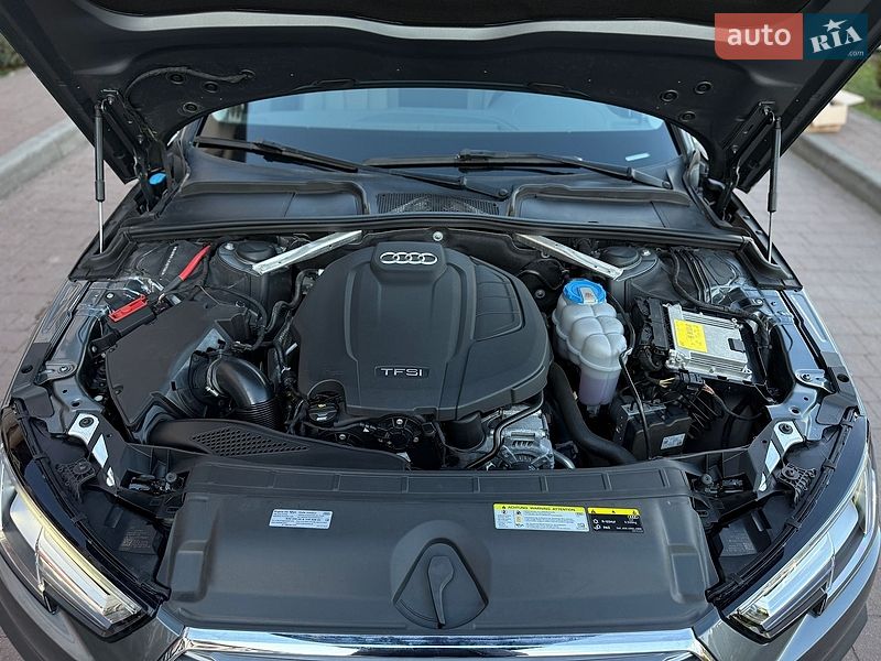 Седан Audi A4 2019 в Киеве