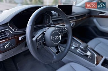 Седан Audi A4 2019 в Киеве