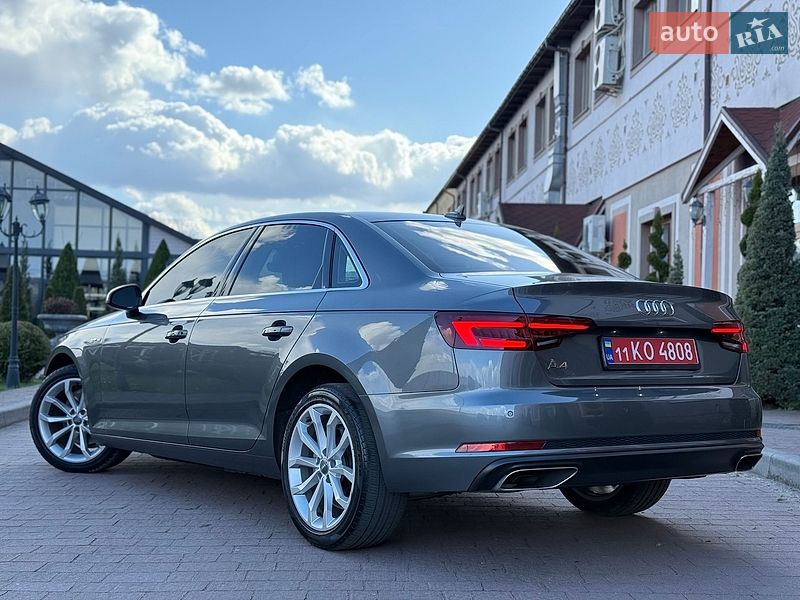 Седан Audi A4 2019 в Киеве